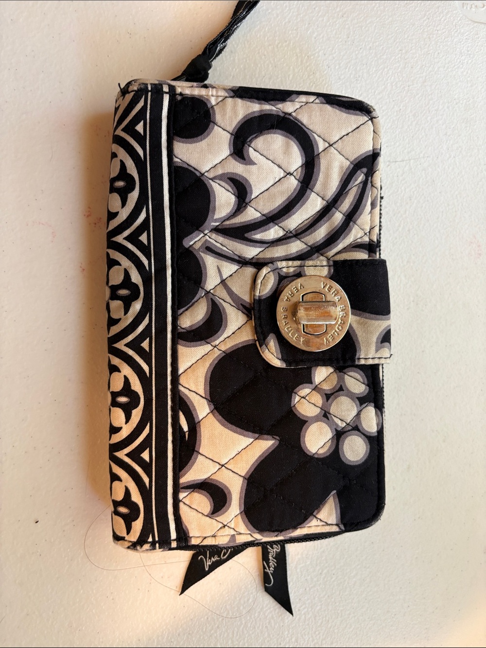 Vera Bradley turnlock wallet in Night and Day